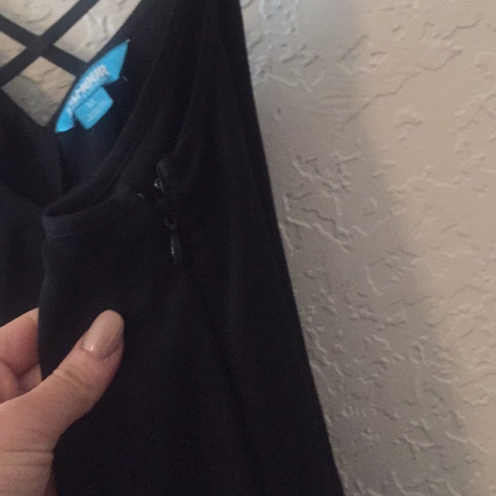 Shirt - Picture 4 of 5